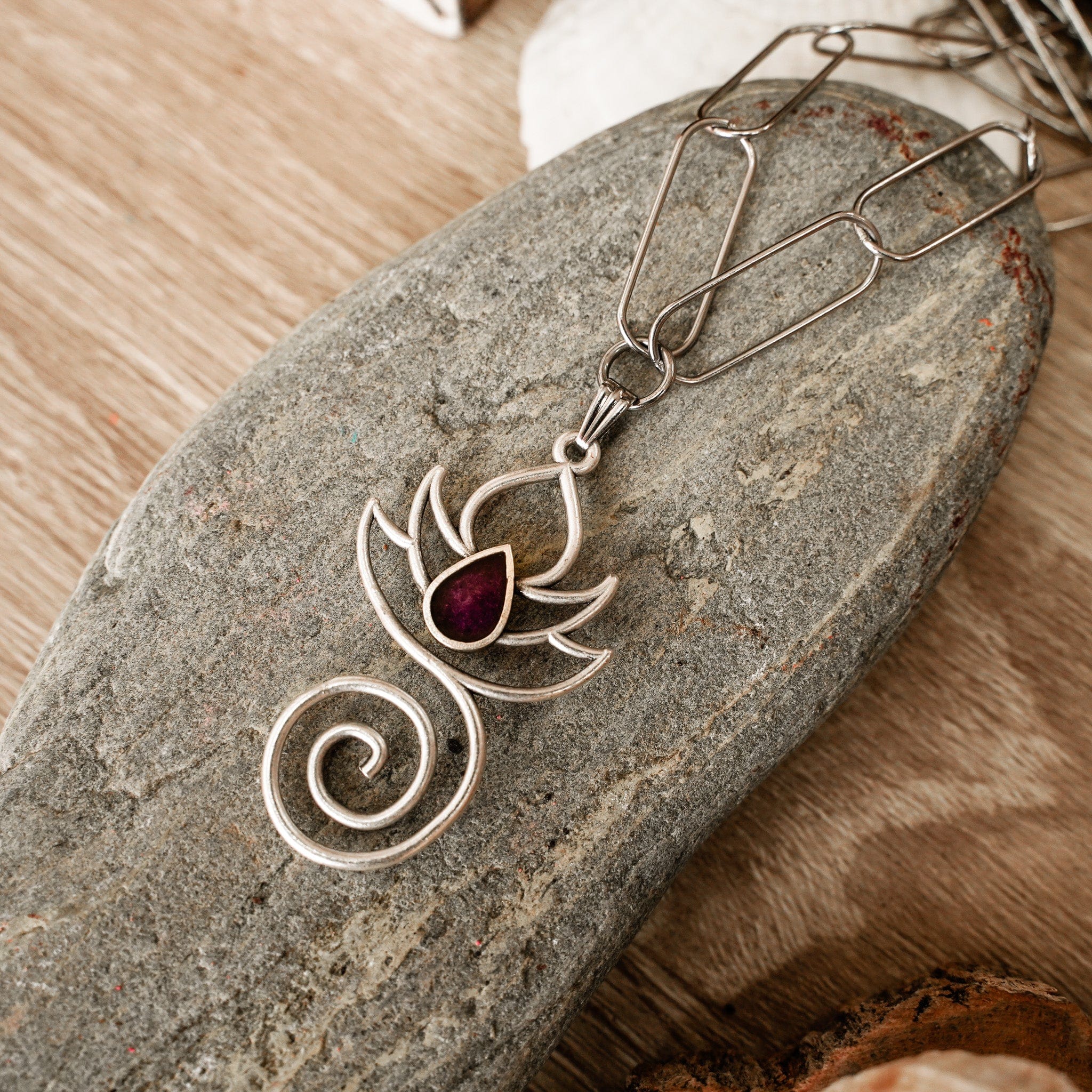Amazona Necklace - Image 4