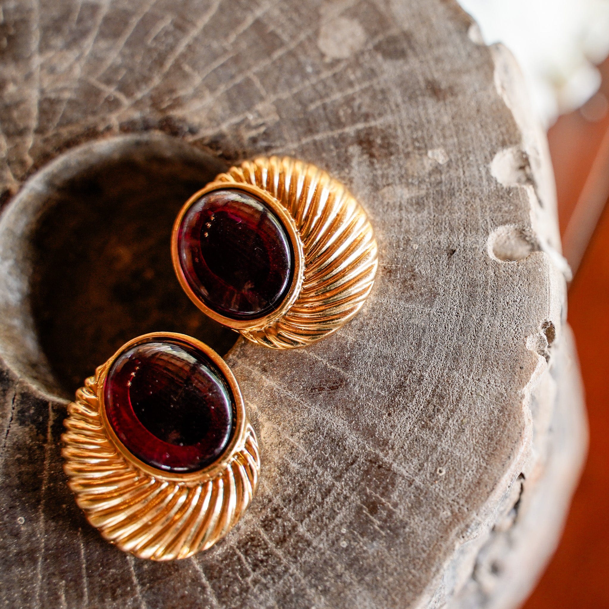 Aristocratic Gem Earrings - Image 3
