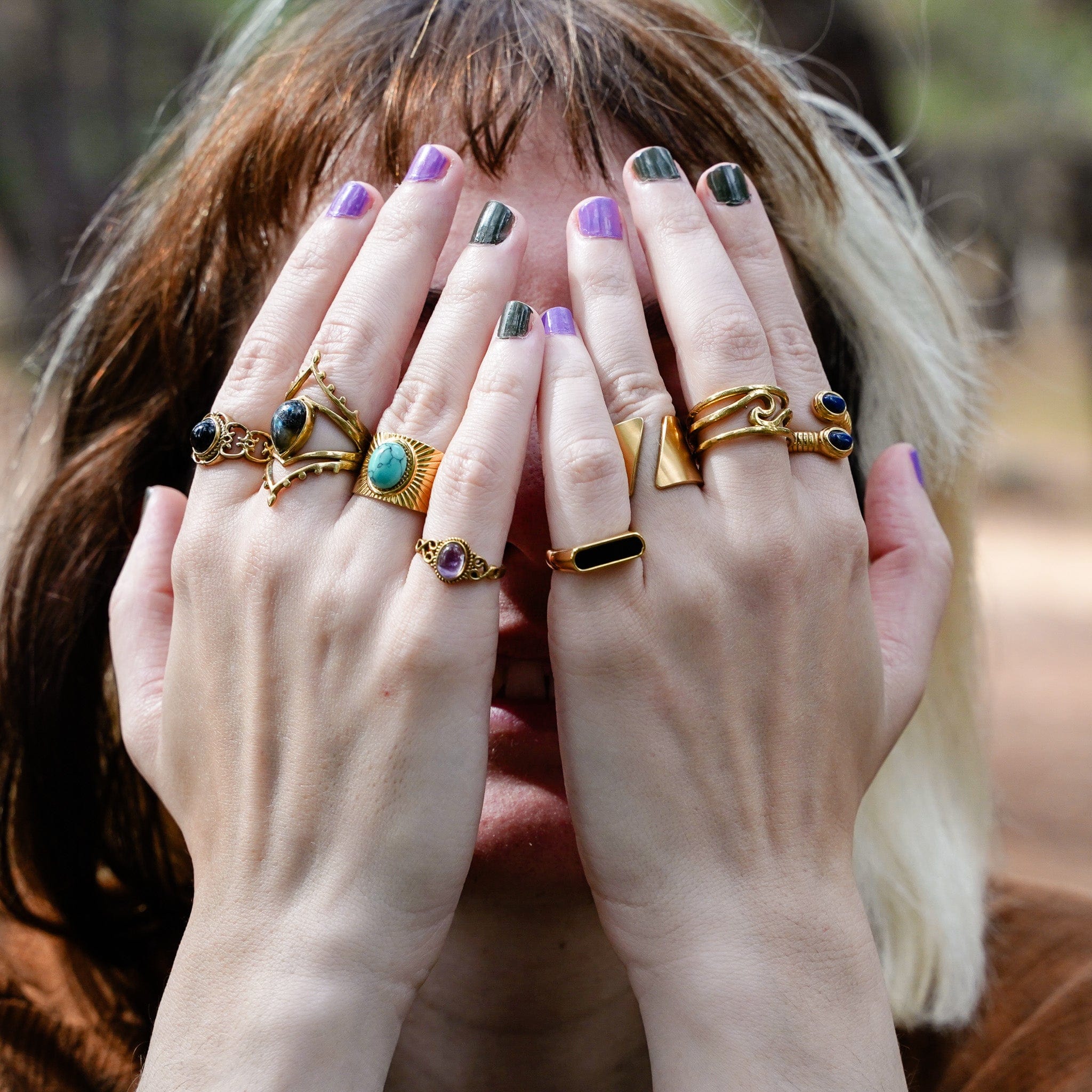 Black and Gold Ring - Image 3
