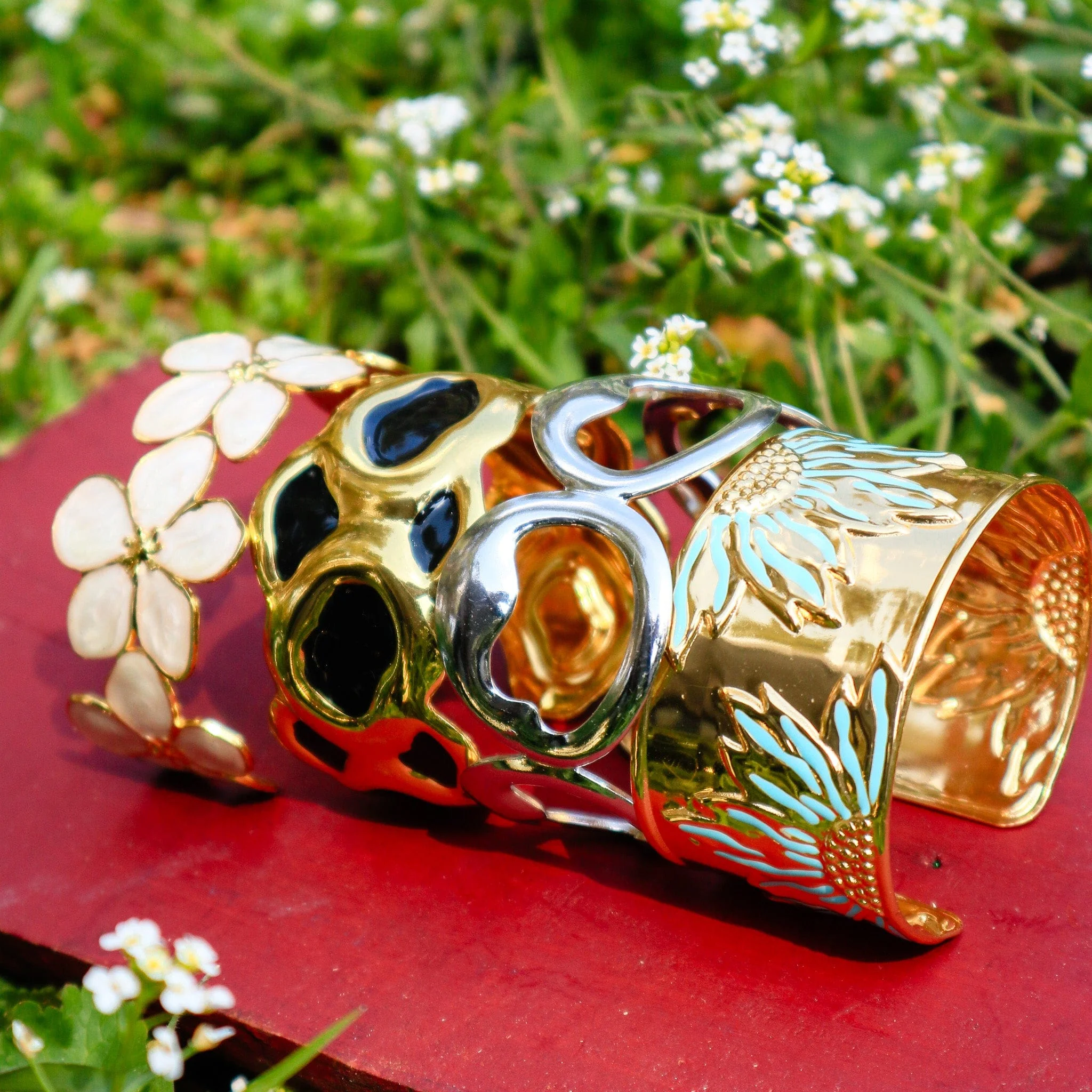 Blazeflower Bracelet - Image 6