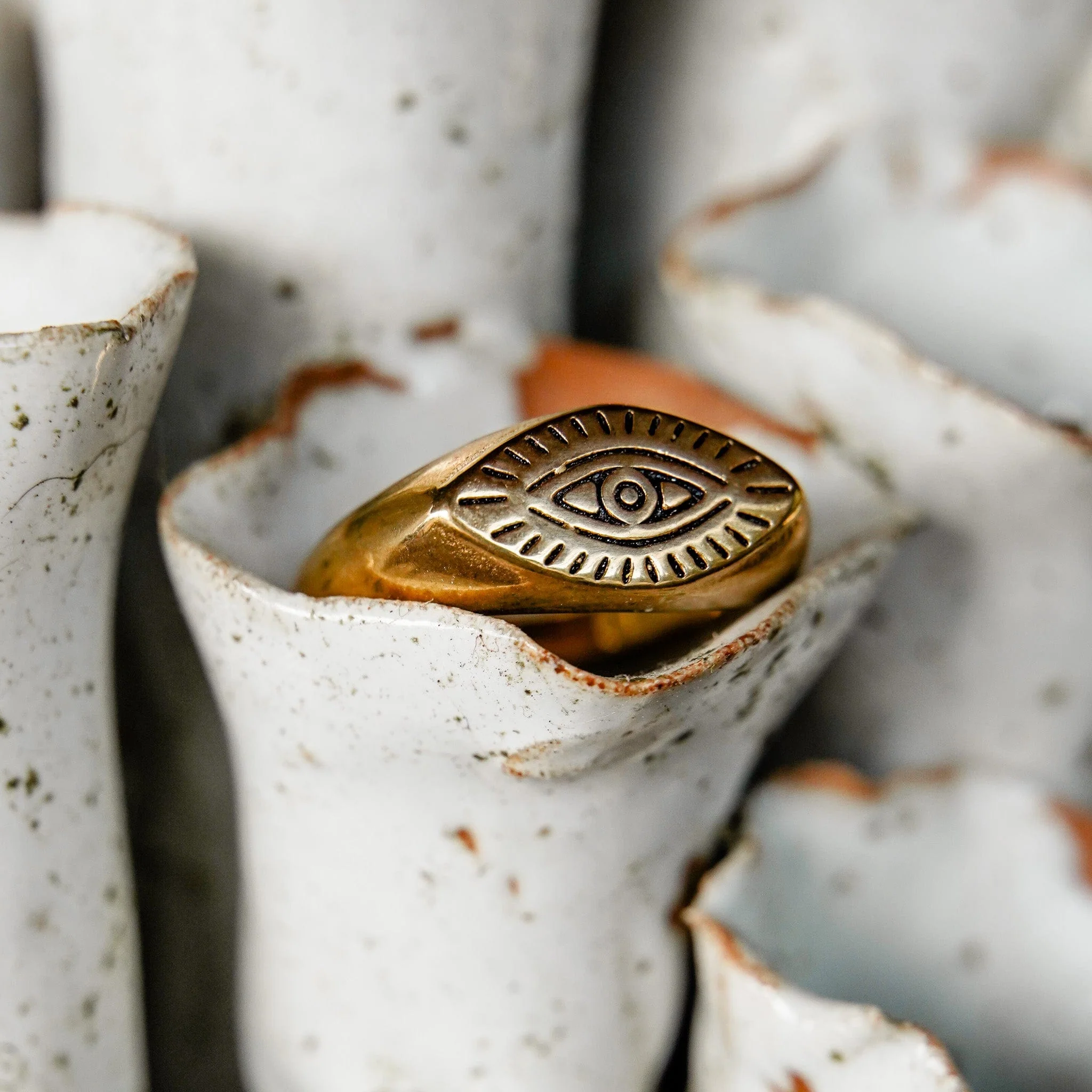 Blinky's Gold Ring - Image 3