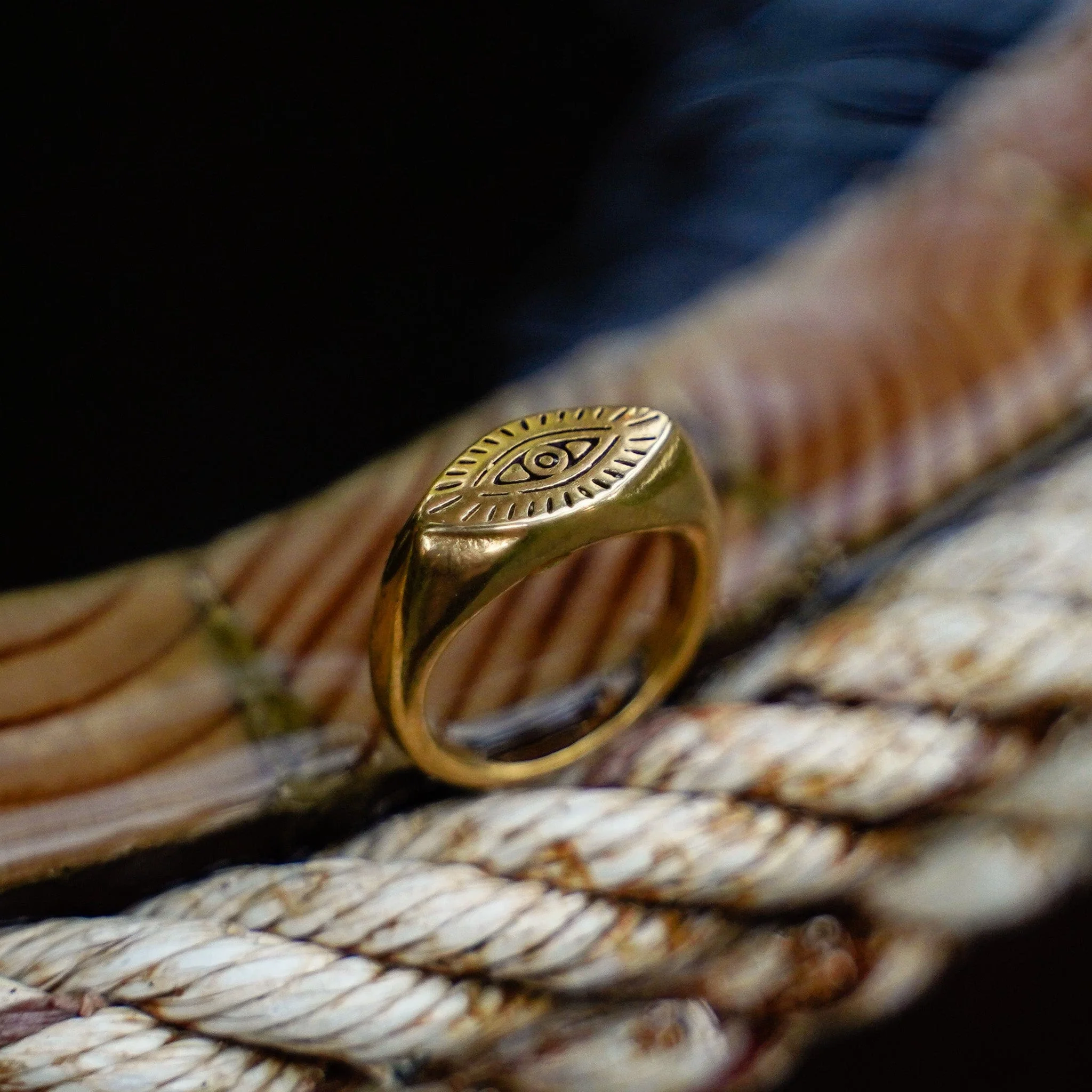 Blinky's Gold Ring - Image 5