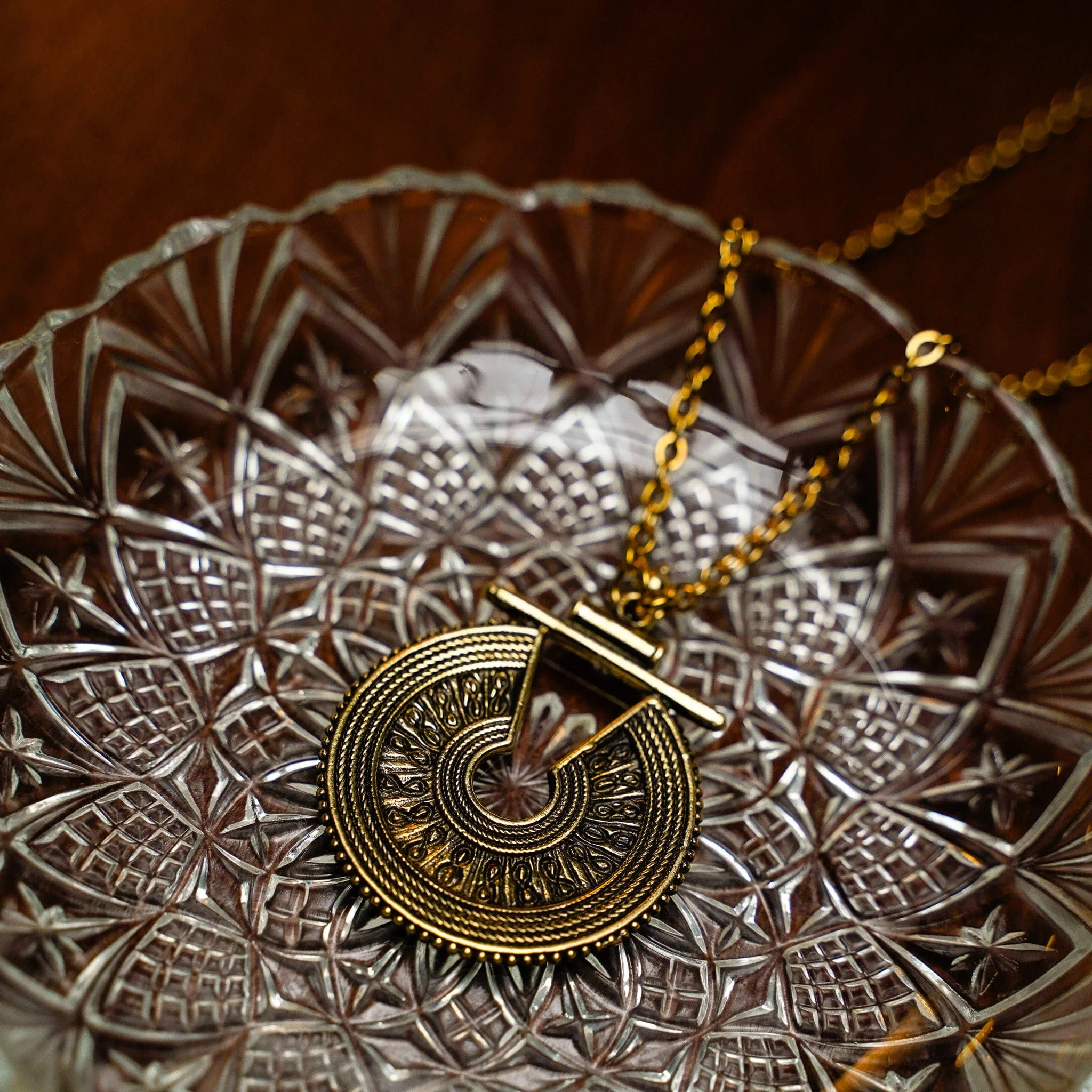 Bollywood Glamour Necklace - Image 4