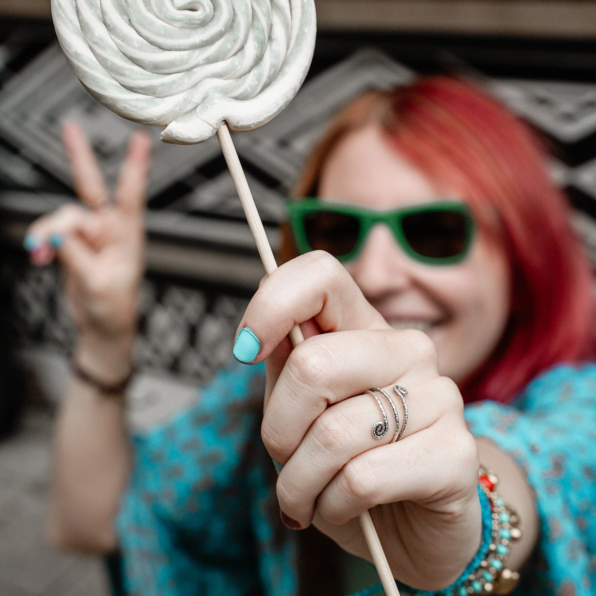 Daisy Wire Ring - Image 7