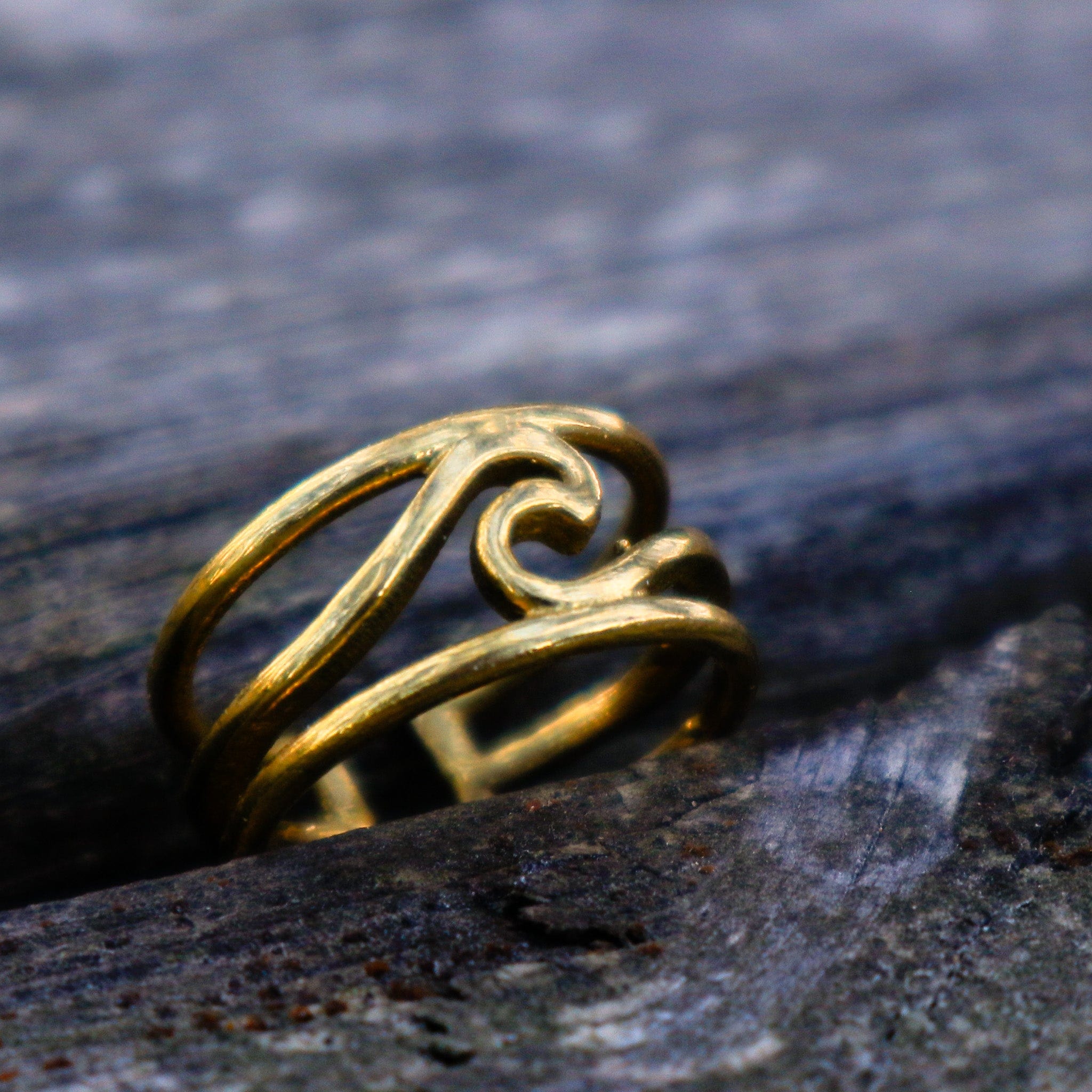 Dive in the Waves Ring - Image 2