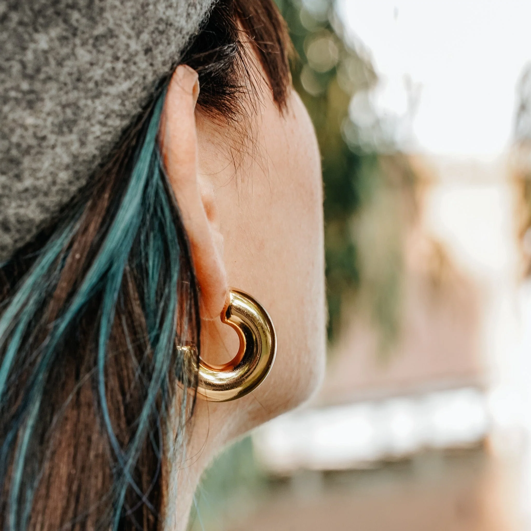 Ely's Hoops Earrings - Image 2