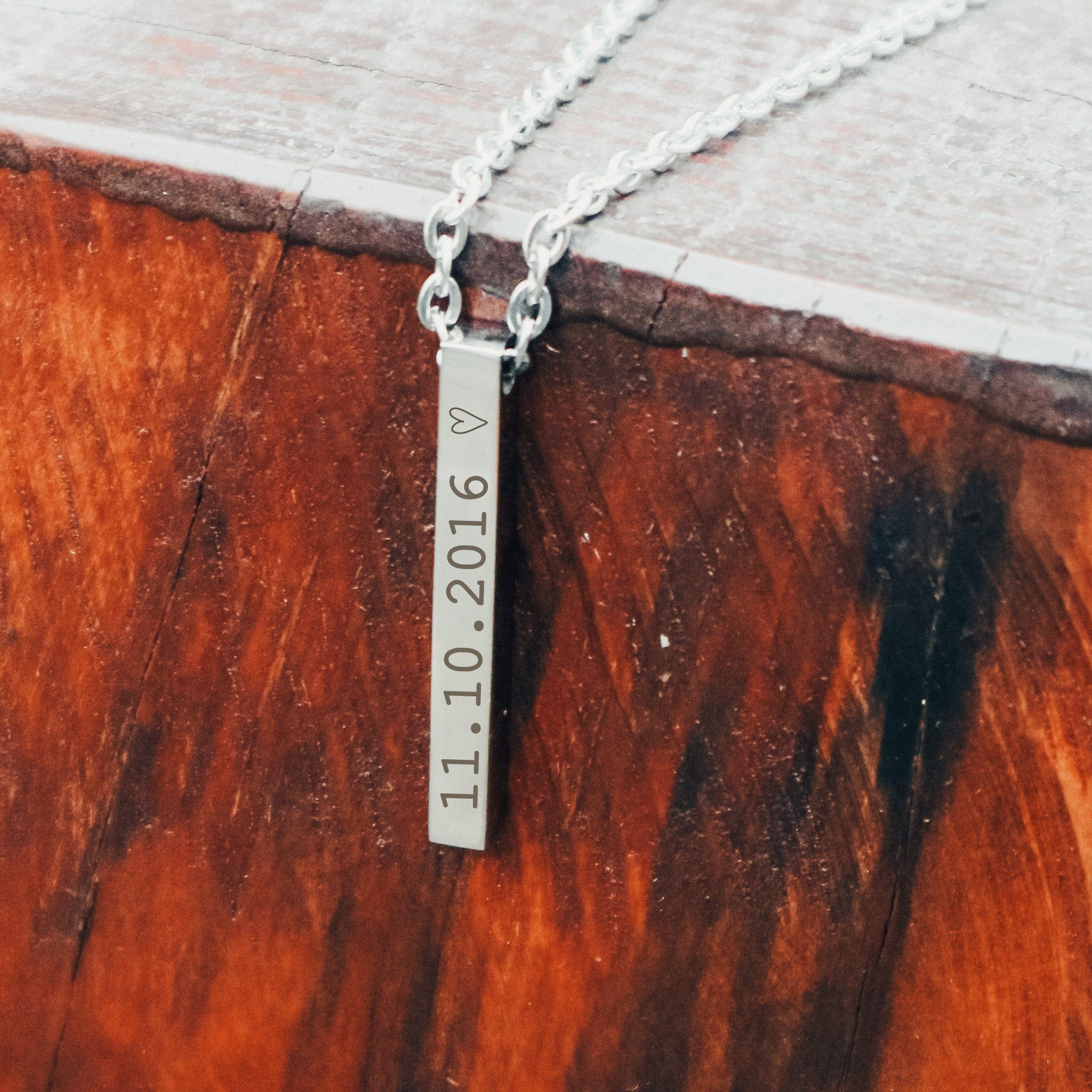 Engravable Bar Necklace - Image 4