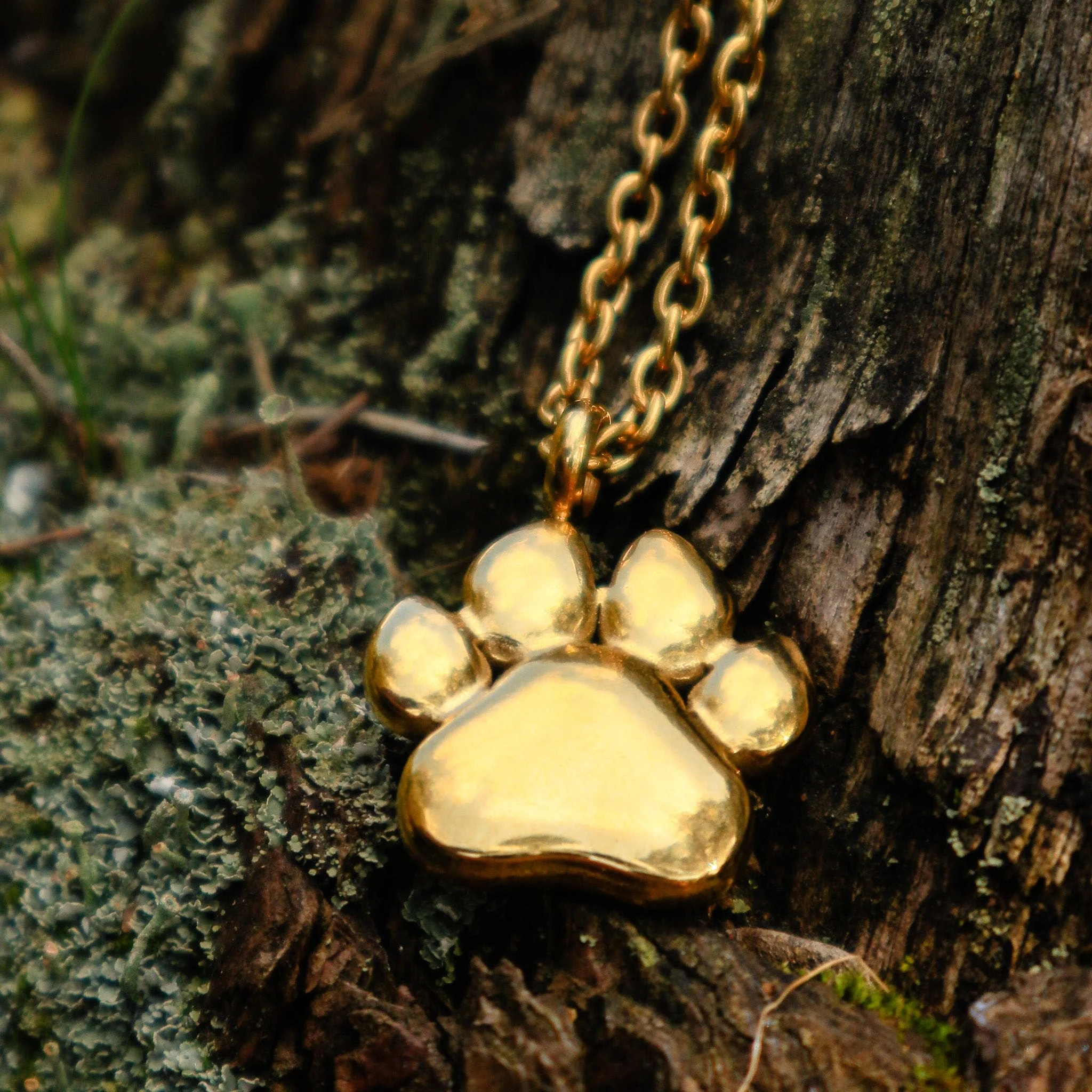 Engravable Gold Paw Necklace