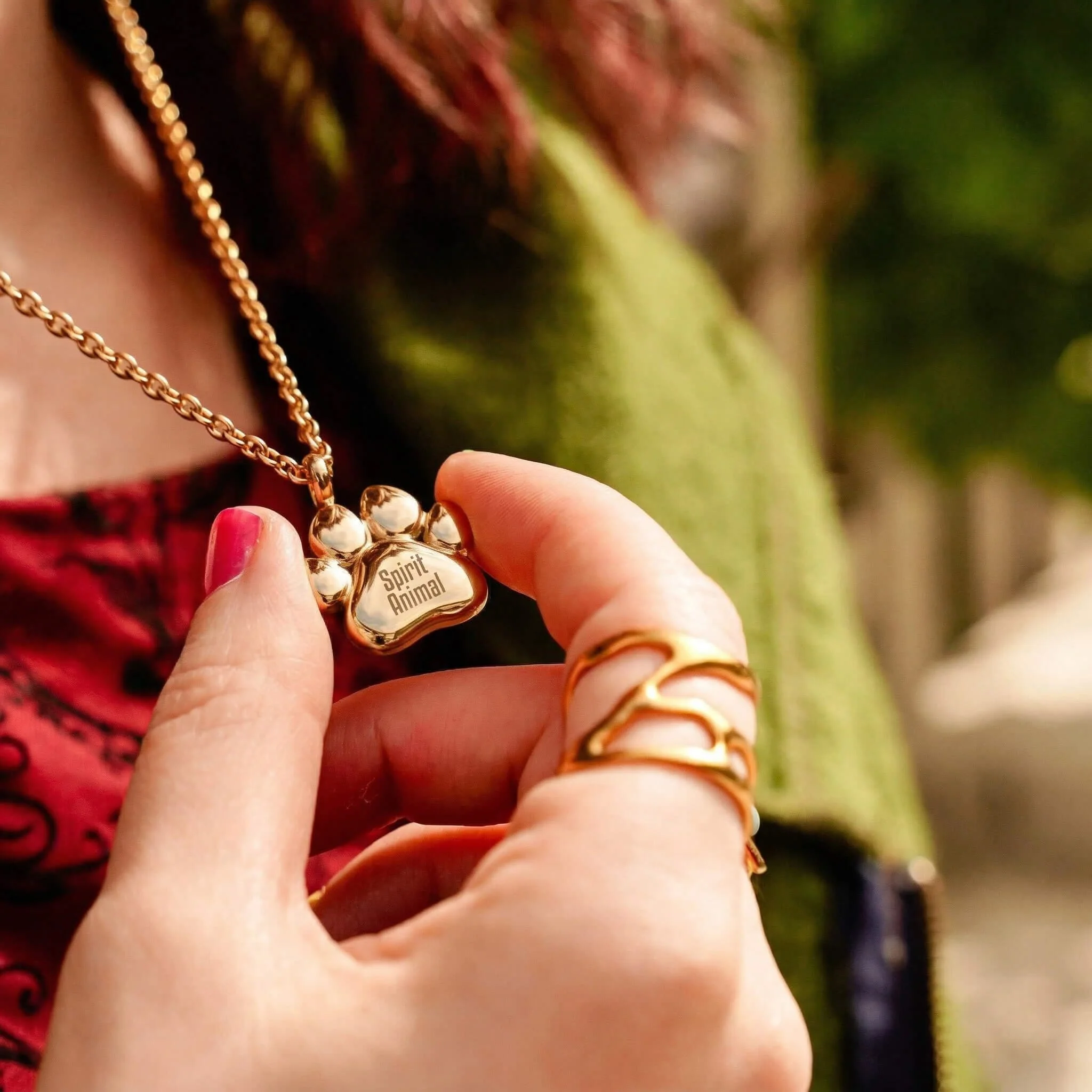 Engravable Gold Paw Necklace - Image 3