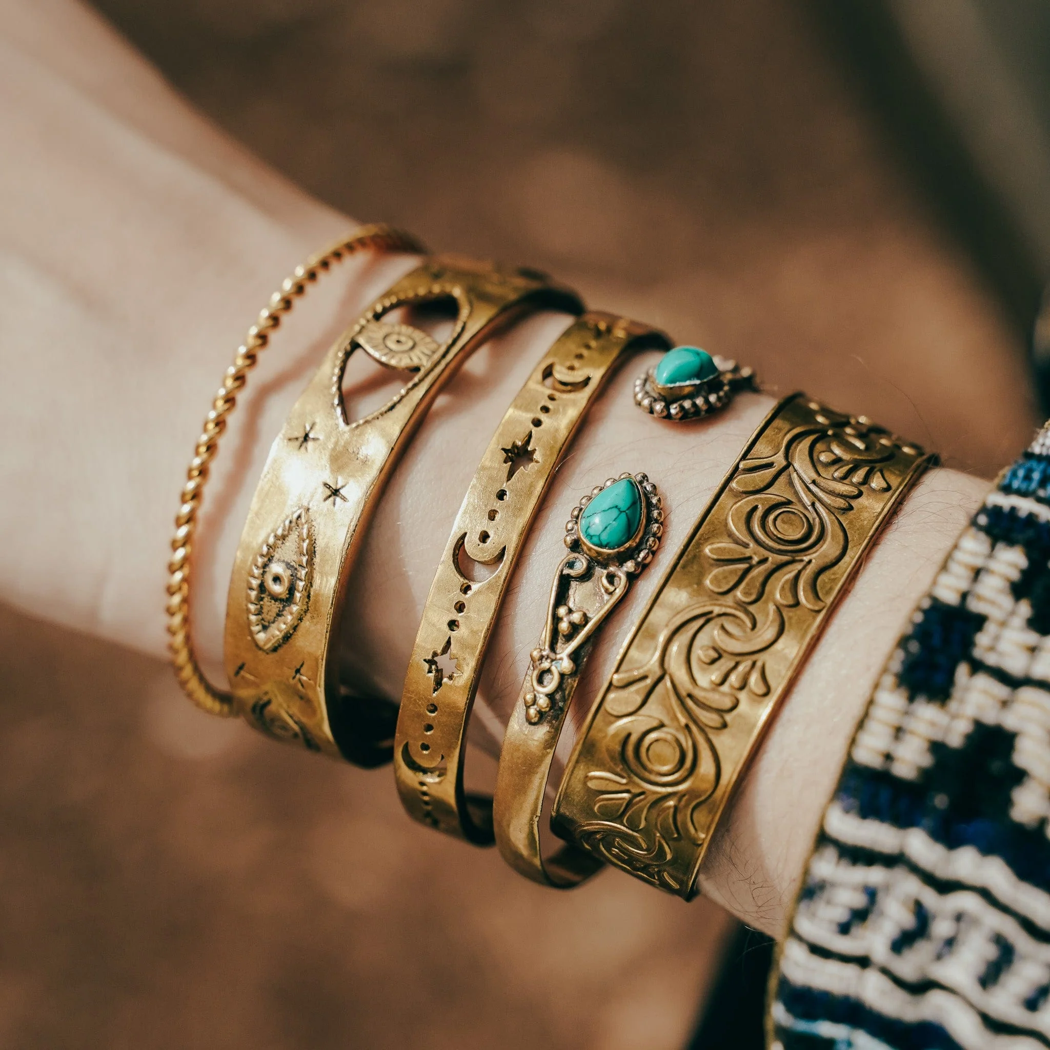 Eyelashes Bracelet - Image 5