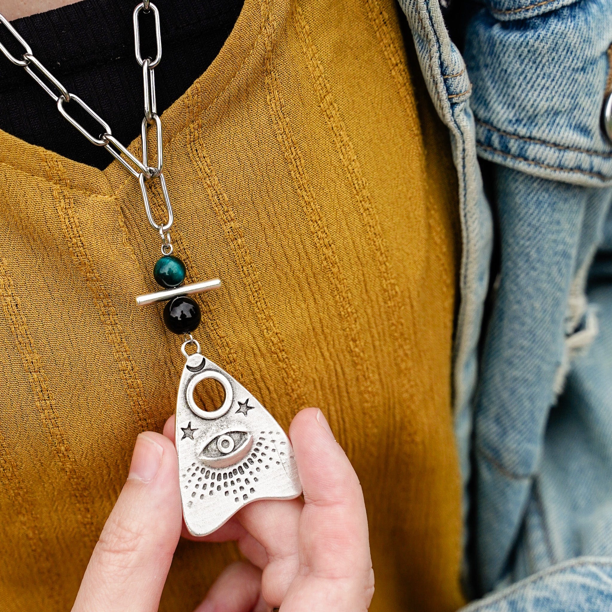 Gaze of Mystic Necklace - Image 3