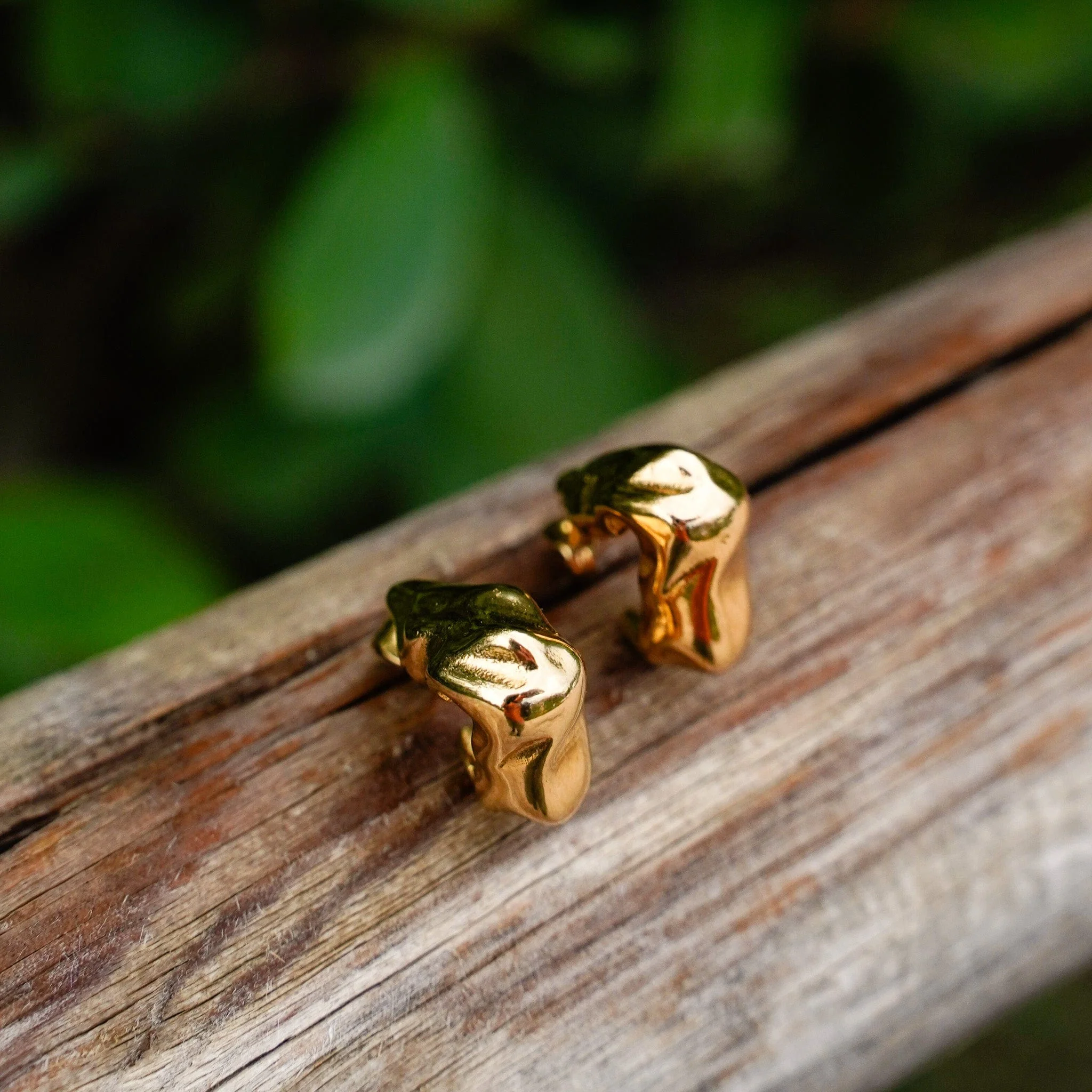 Gilded Teardrops Earrings - Image 4