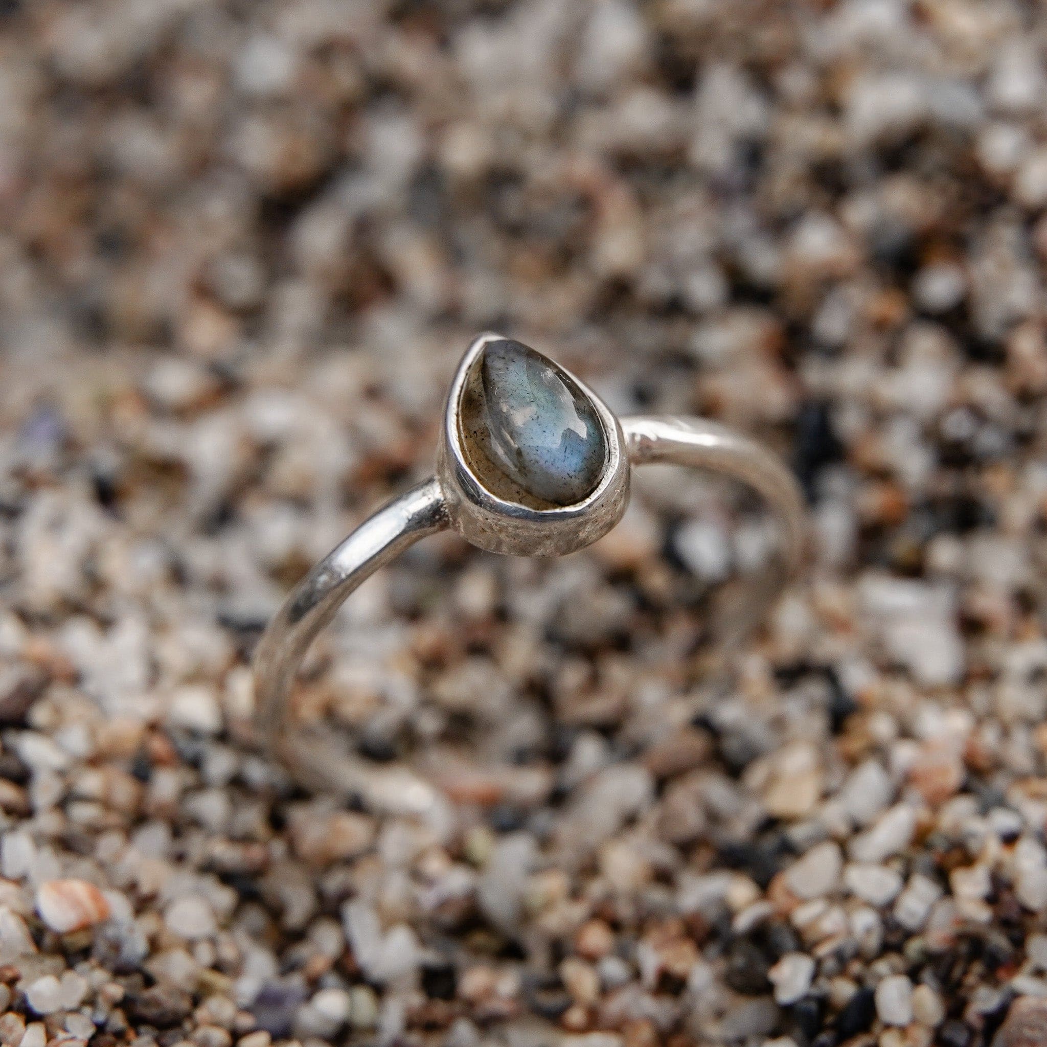 Labradorite Kiss Ring
