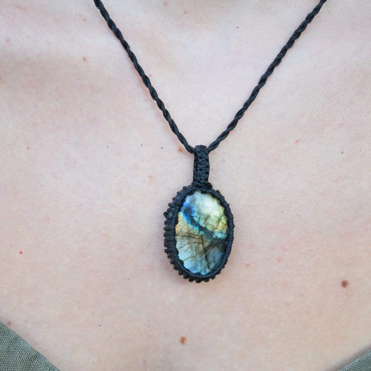 Labradorite Pendant - Image 4