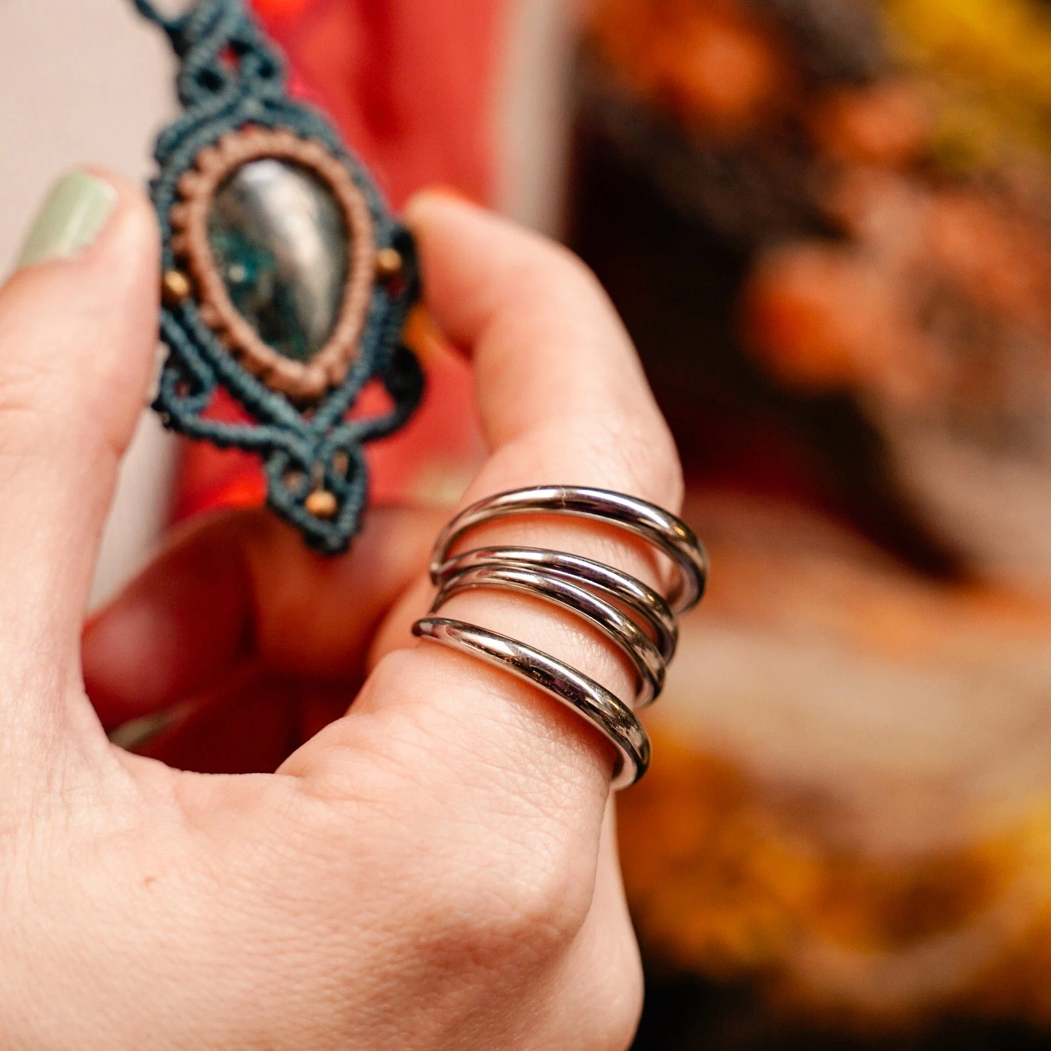 Looped Ring - Image 4