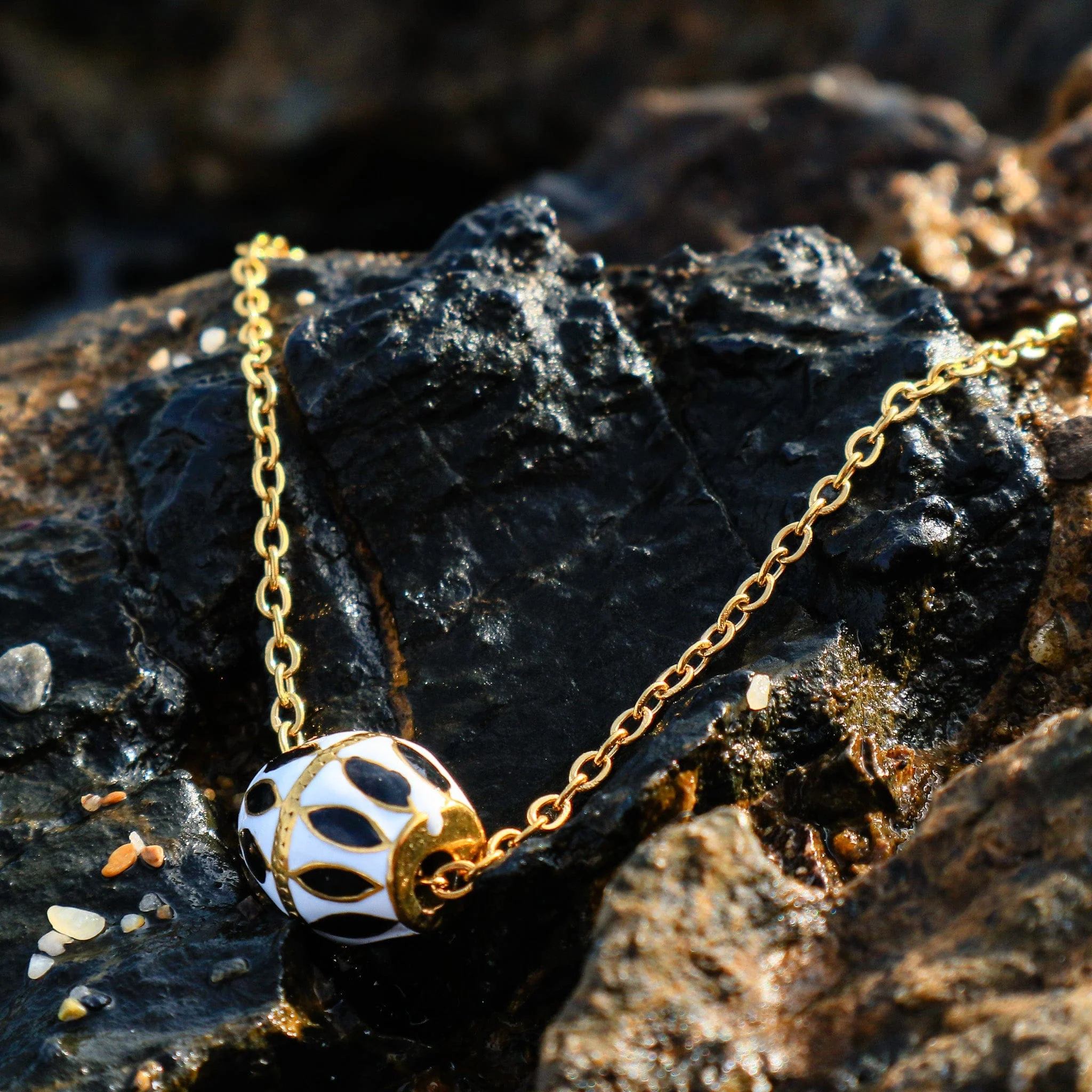 Luminus Link Necklace - Image 4