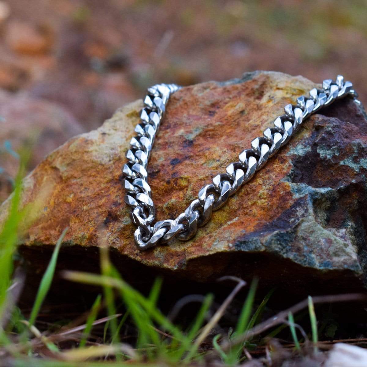 Lux Chain Necklace - Image 2
