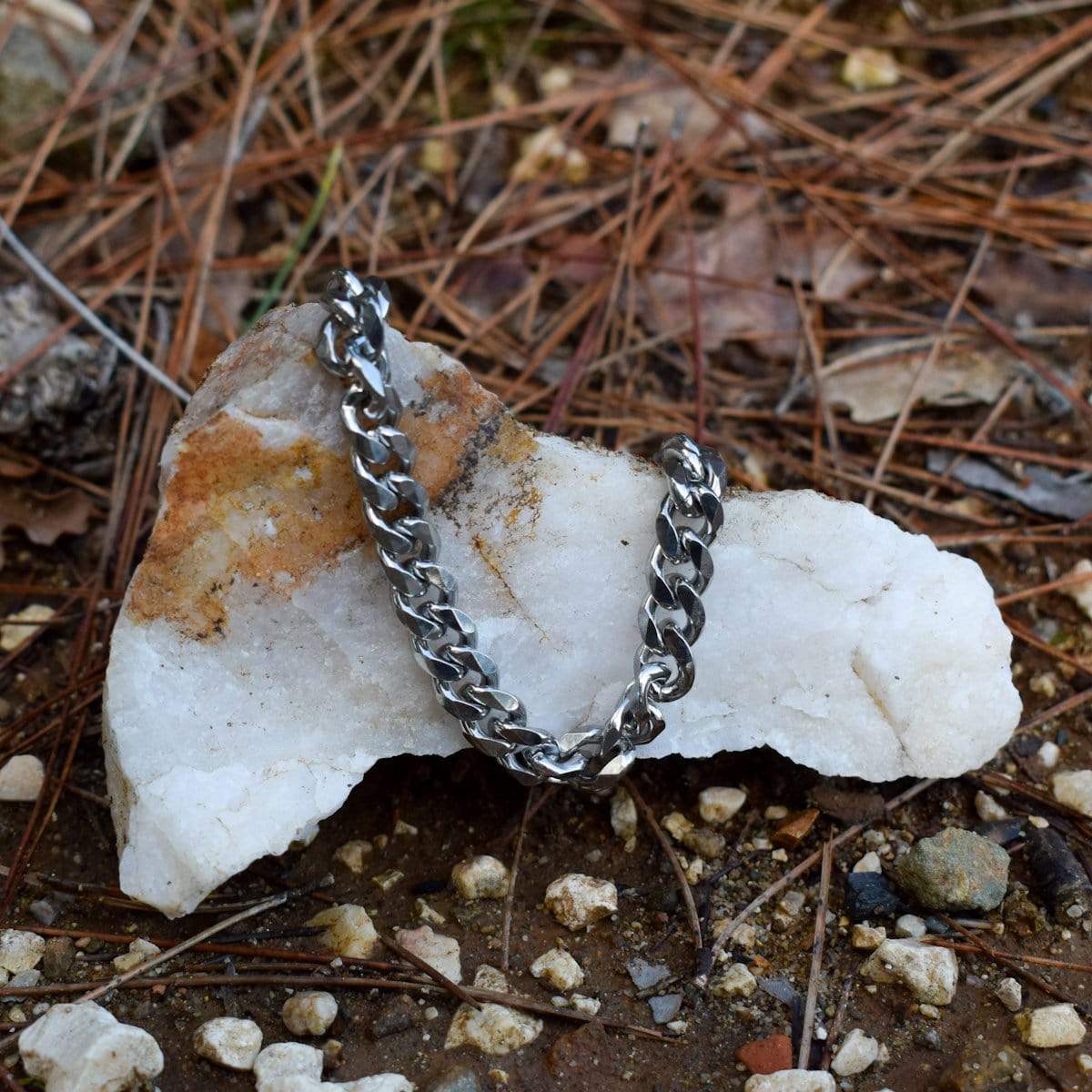 Lux Chain Necklace - Image 5