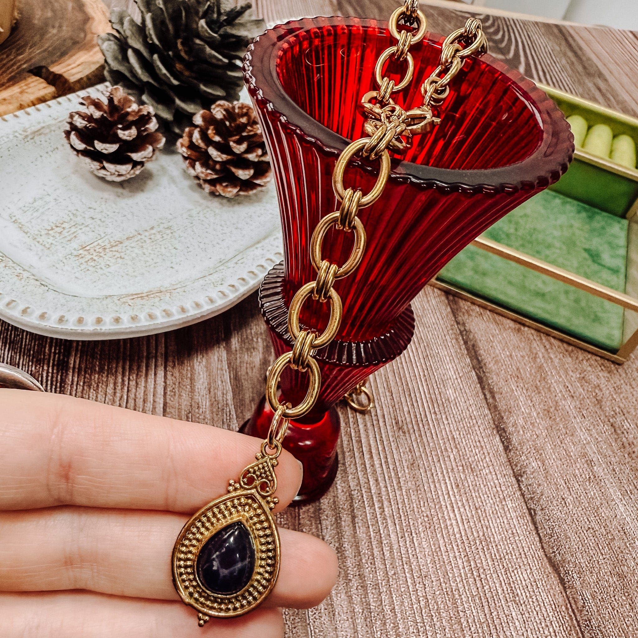 Monarchy Necklace - Image 3