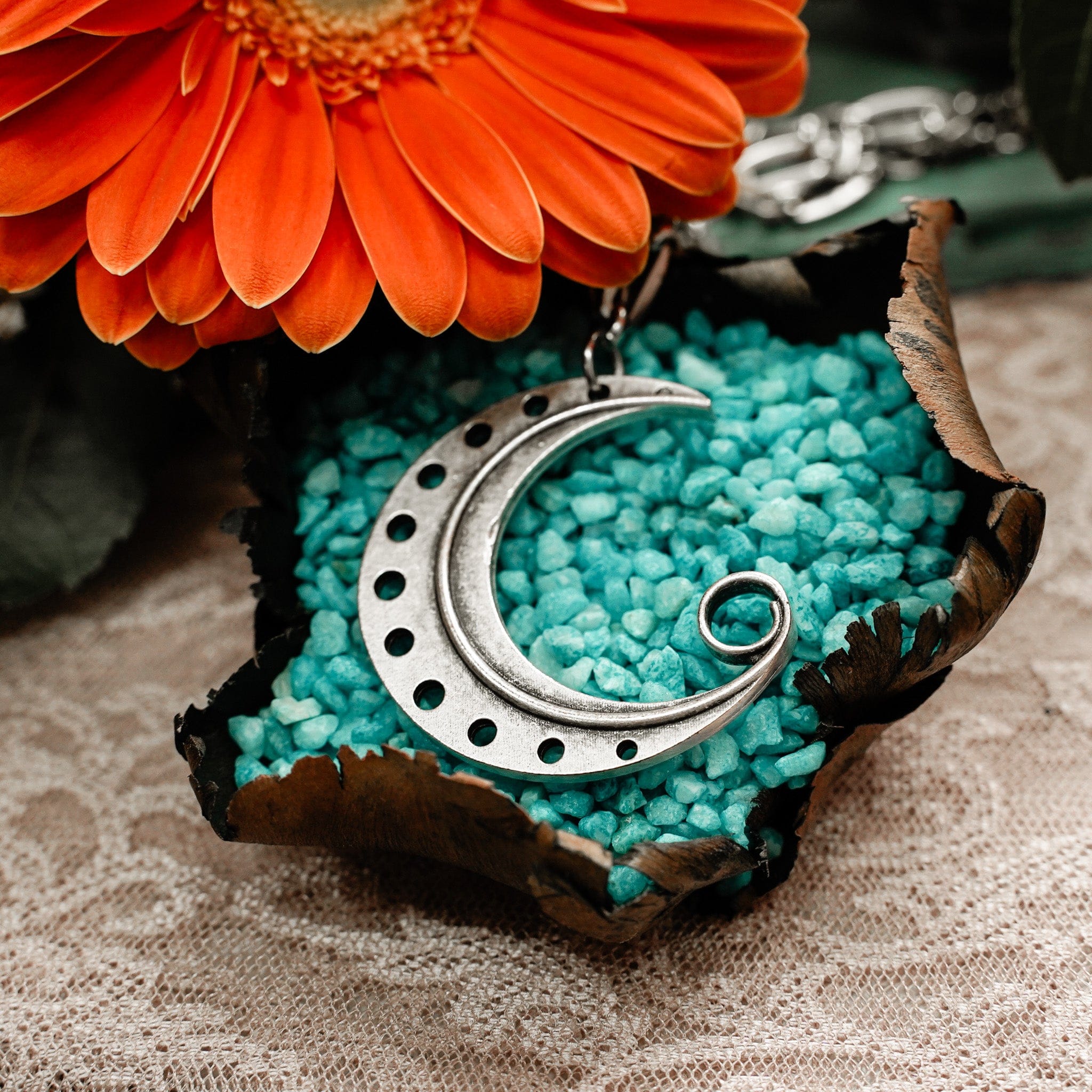 Moonbeam Necklace - Image 4
