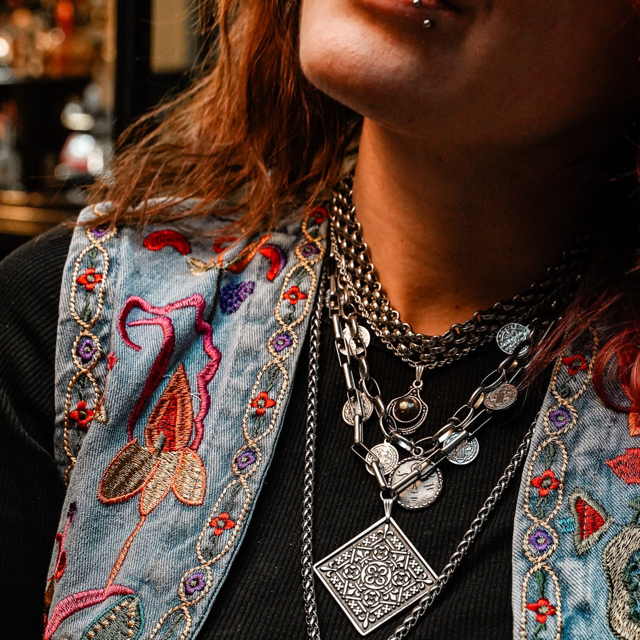 Old Fashioned Necklace - Image 5