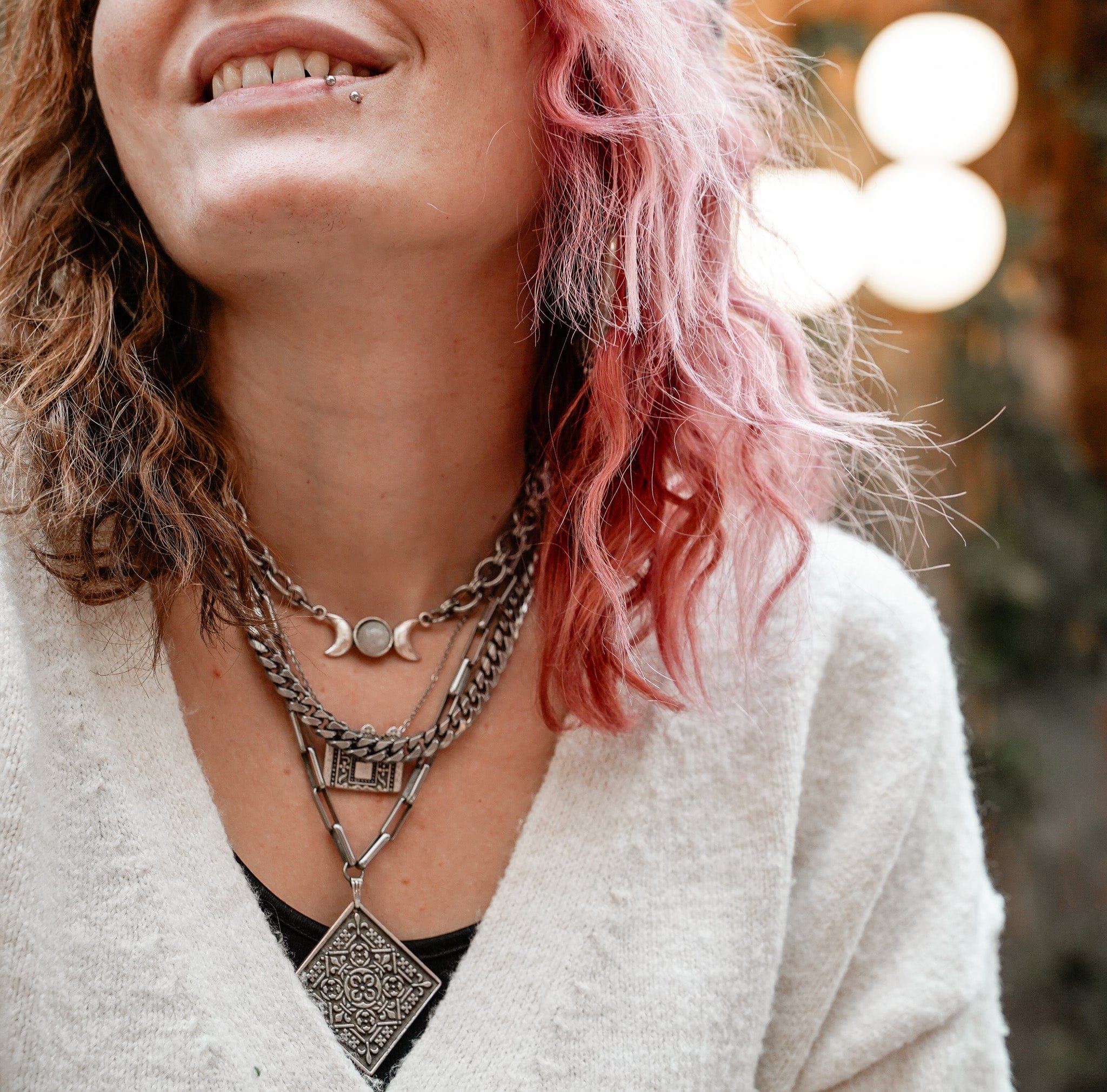 Oldschool Era Necklace - Image 4