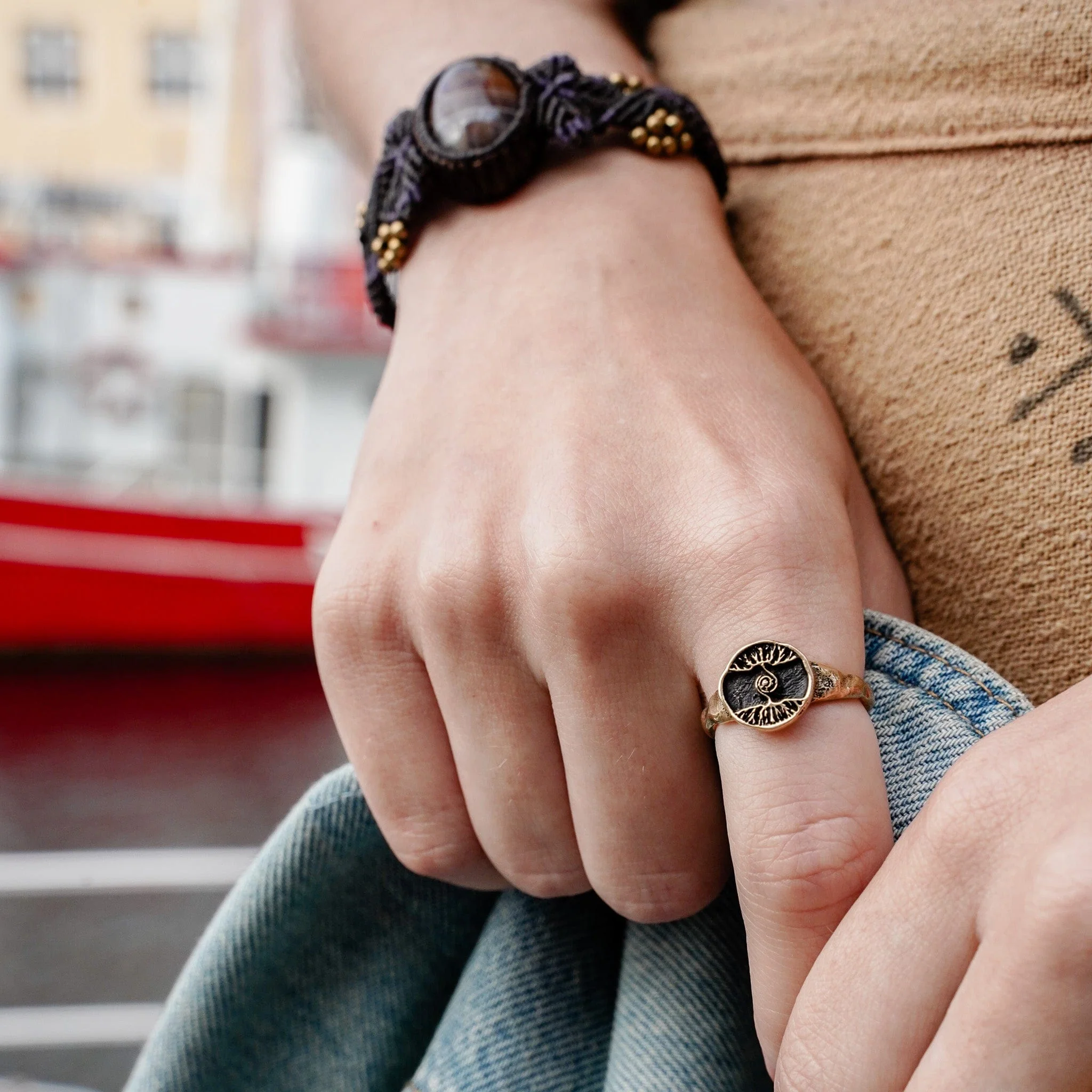 Roots Ring