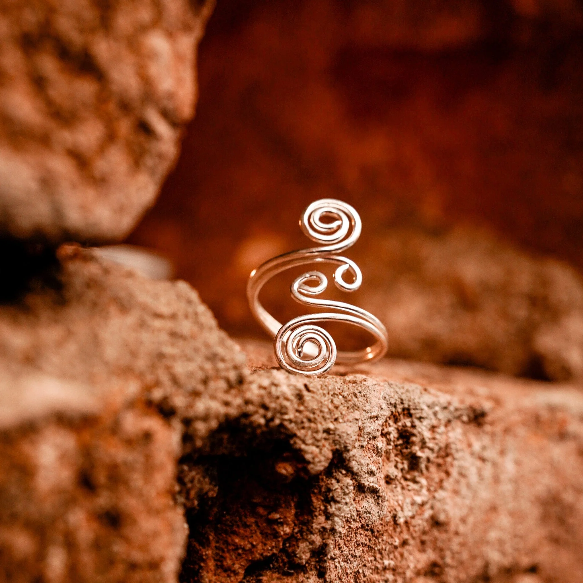 Silken Wire Ring - Image 5