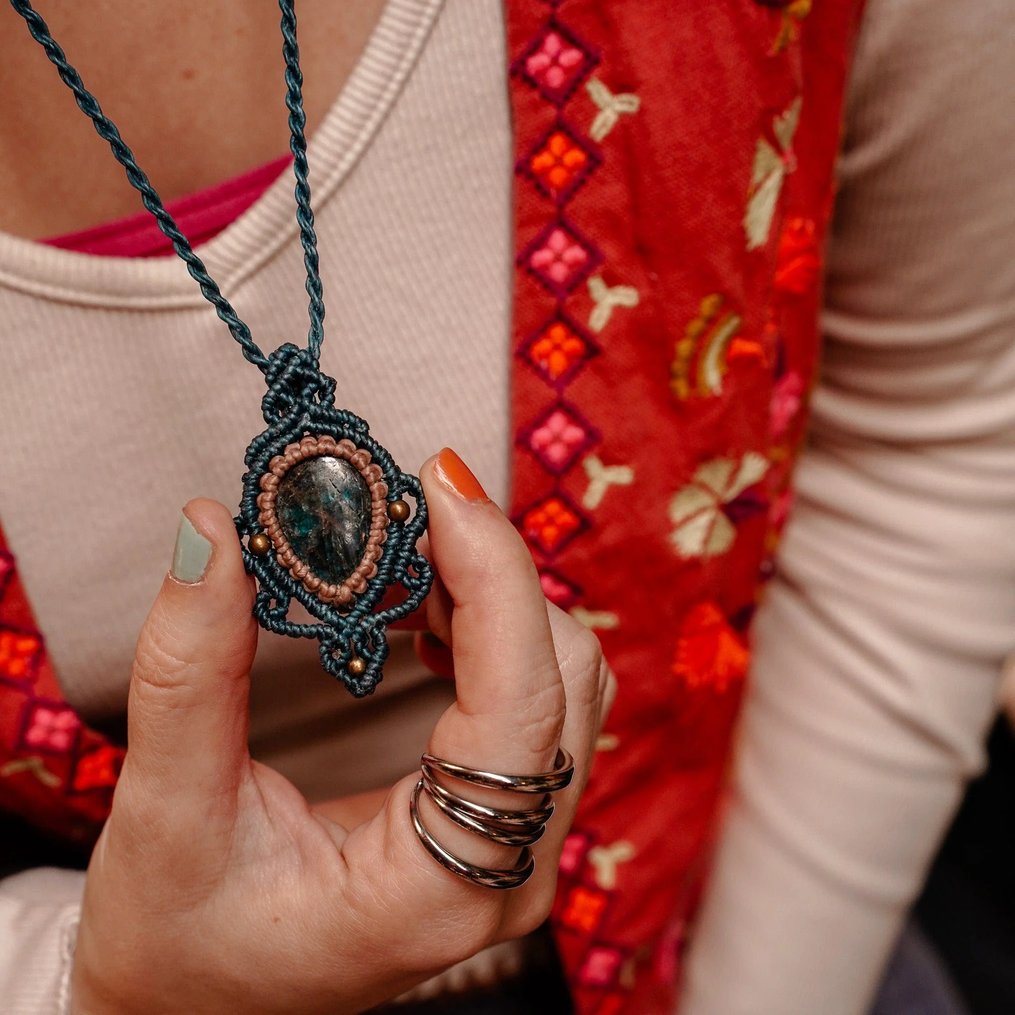 Singapore Necklace - Image 2