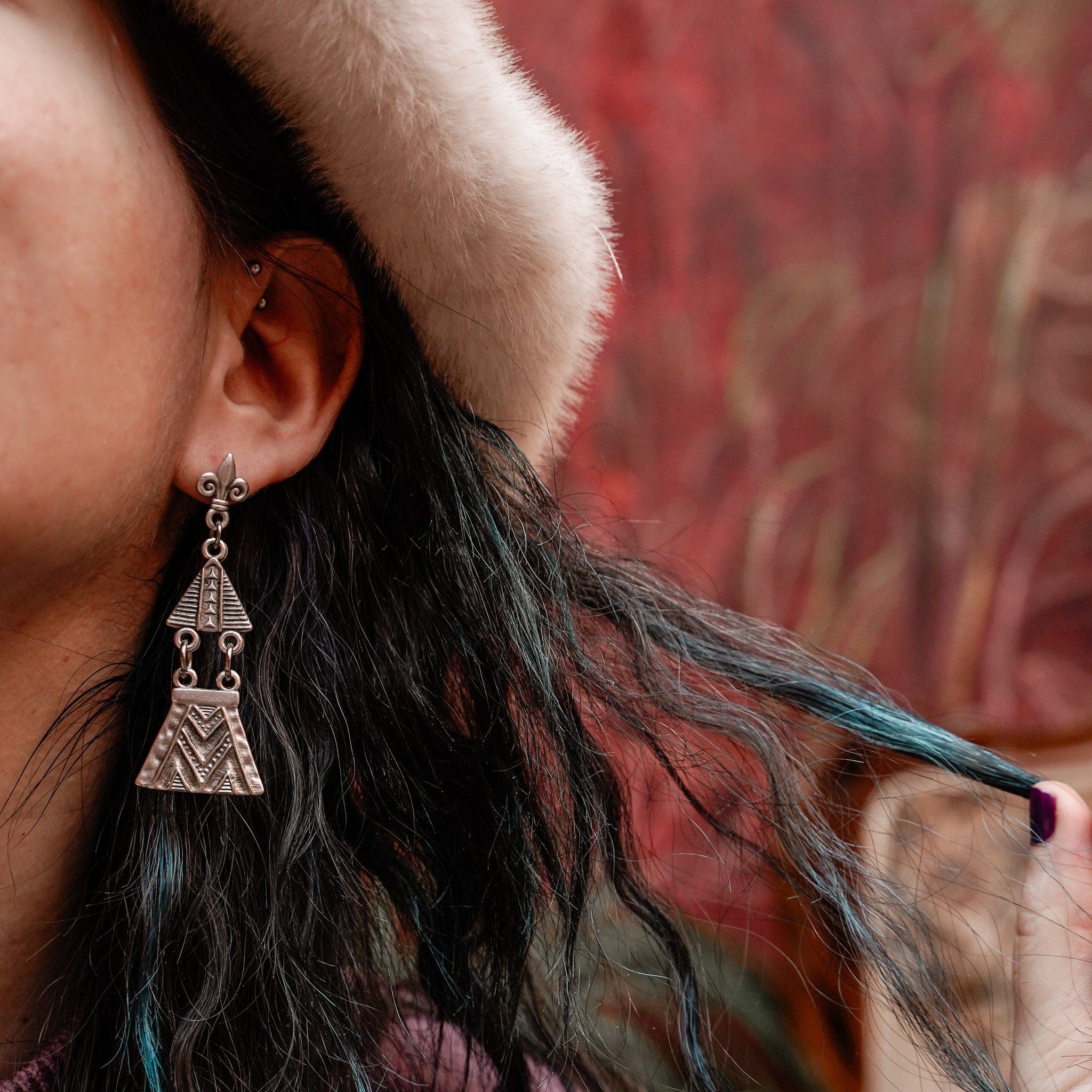 The Long Memory Earrings - Image 3
