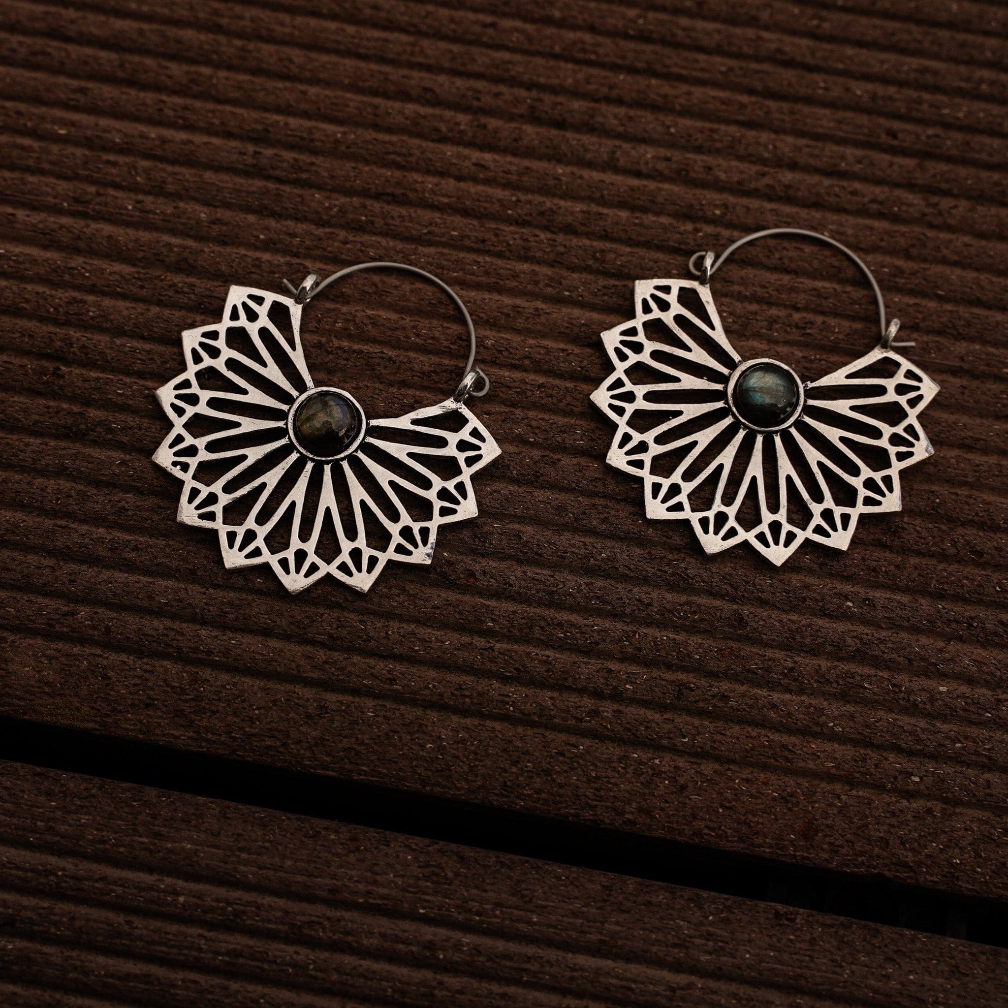 Wandergleam Earrings - Image 5