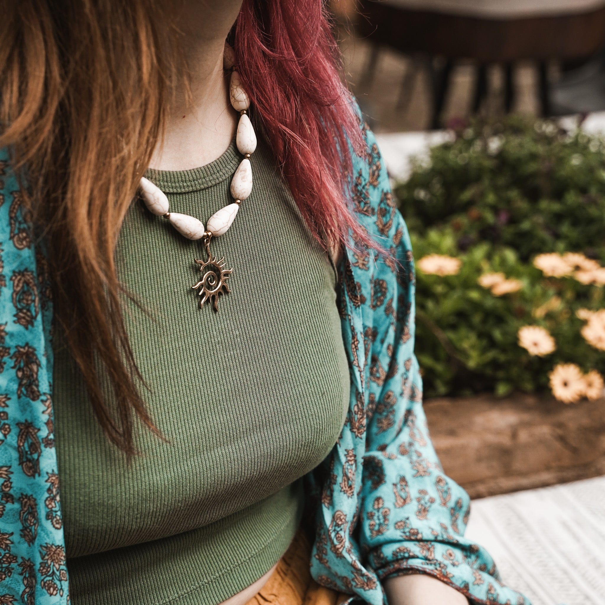 White Heat Necklace - Image 5